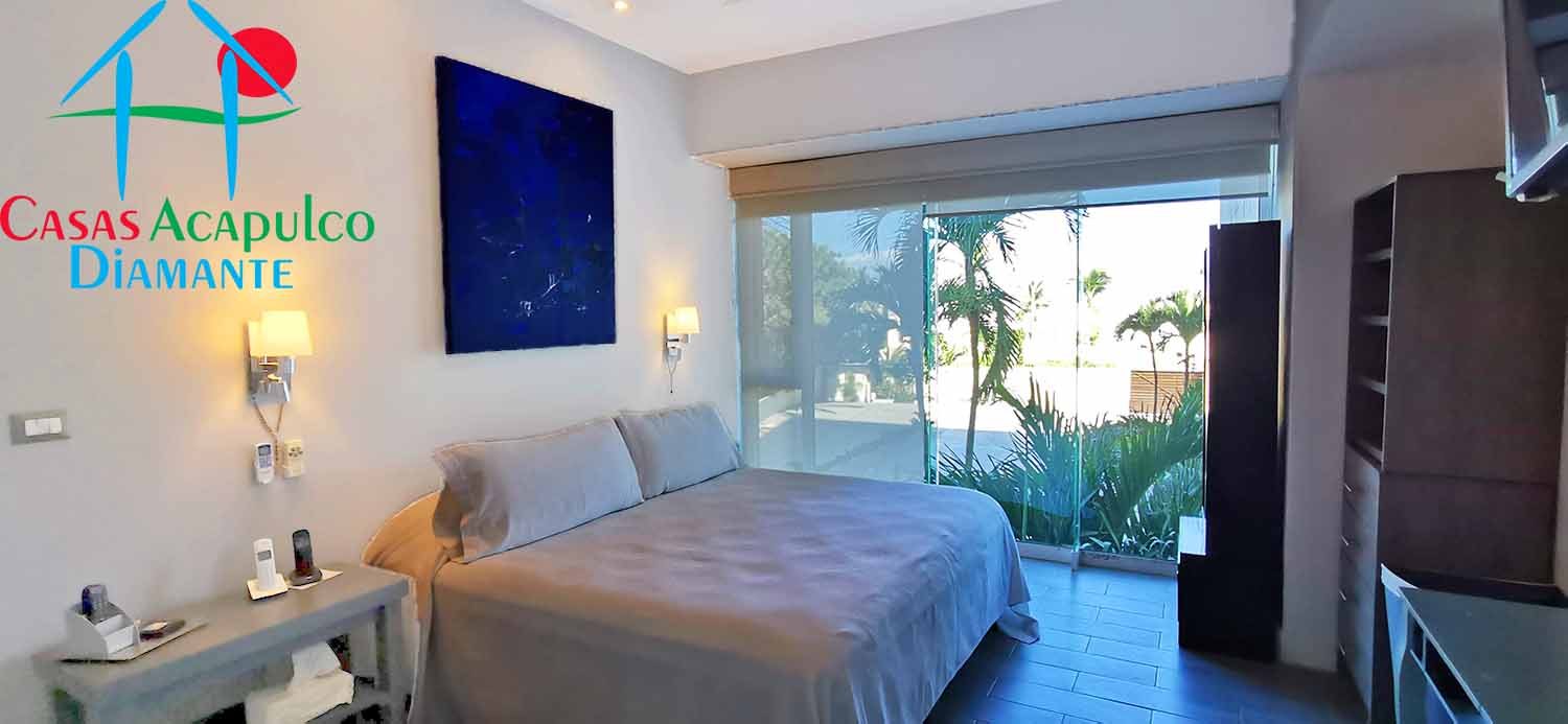 Ocean Front 202 - Recámara uno antes de Otis 3